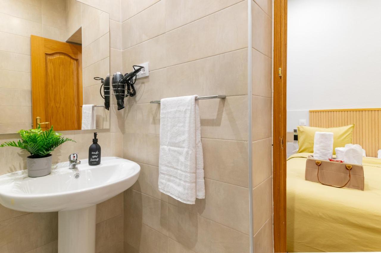 Centrico Apartamento Con 3 Banos En Puerta Del Sol Y Atocha 马德里 外观 照片