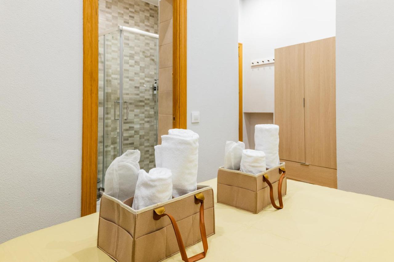 Centrico Apartamento Con 3 Banos En Puerta Del Sol Y Atocha 马德里 外观 照片