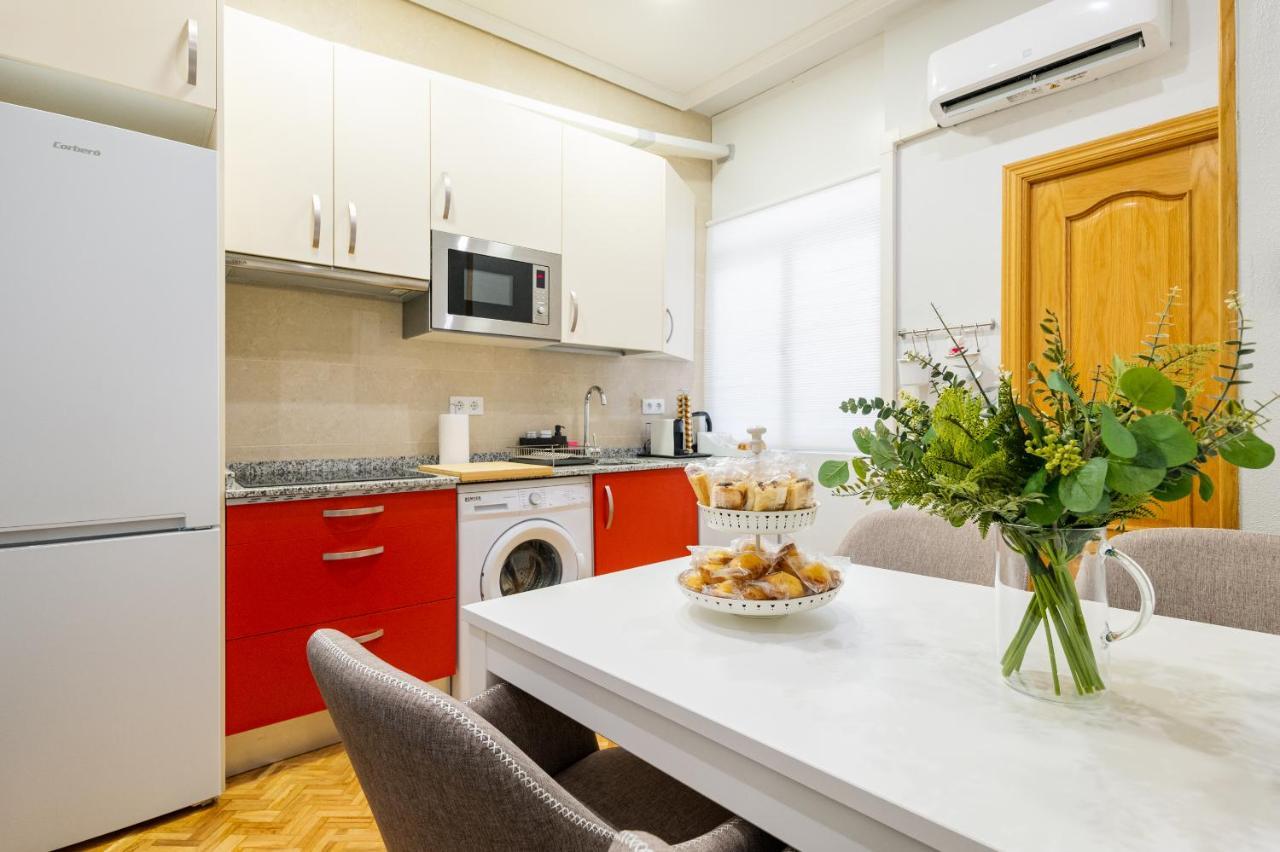 Centrico Apartamento Con 3 Banos En Puerta Del Sol Y Atocha 马德里 外观 照片
